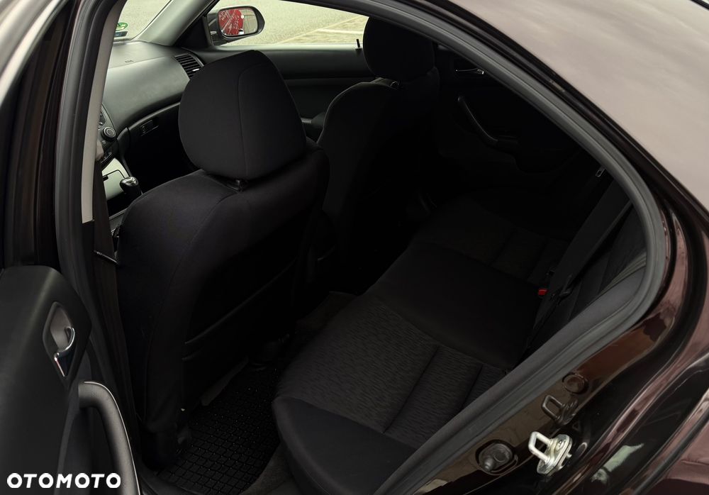 Honda Accord 2.4 i Automatik Executive - 12