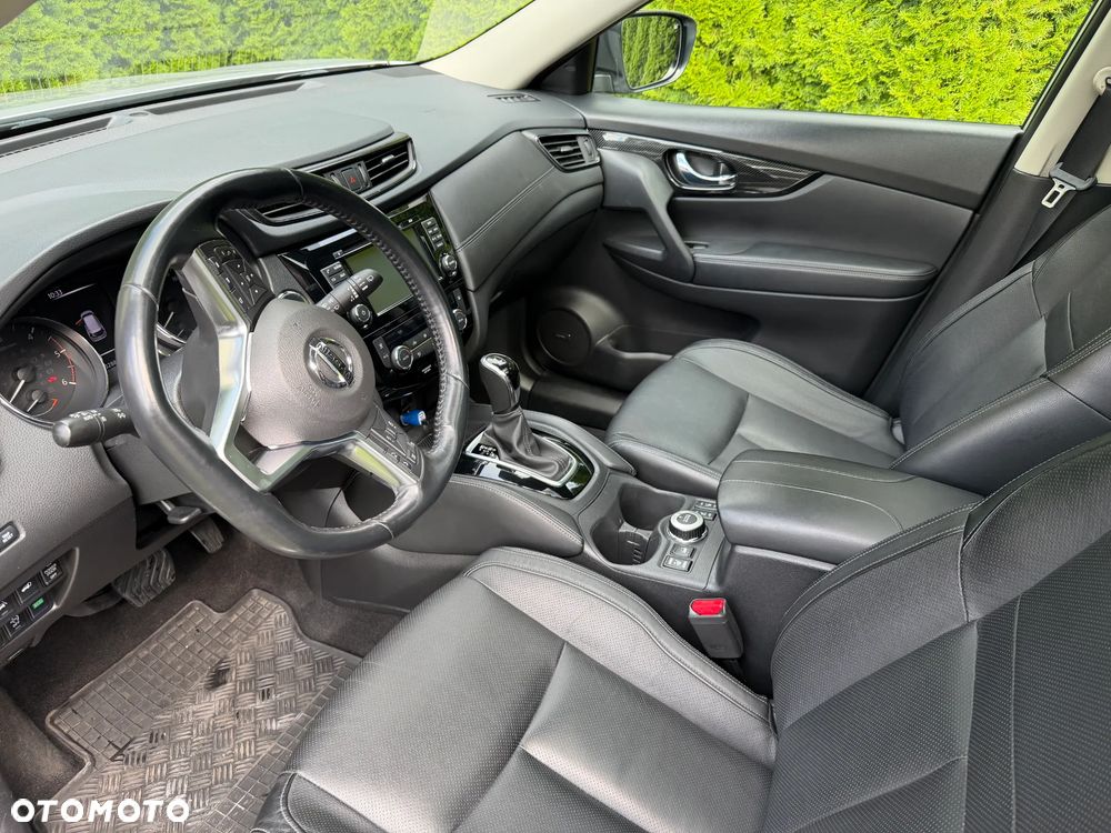 Nissan X-Trail 2.0 dCi Tekna 4WD Xtronic - 18