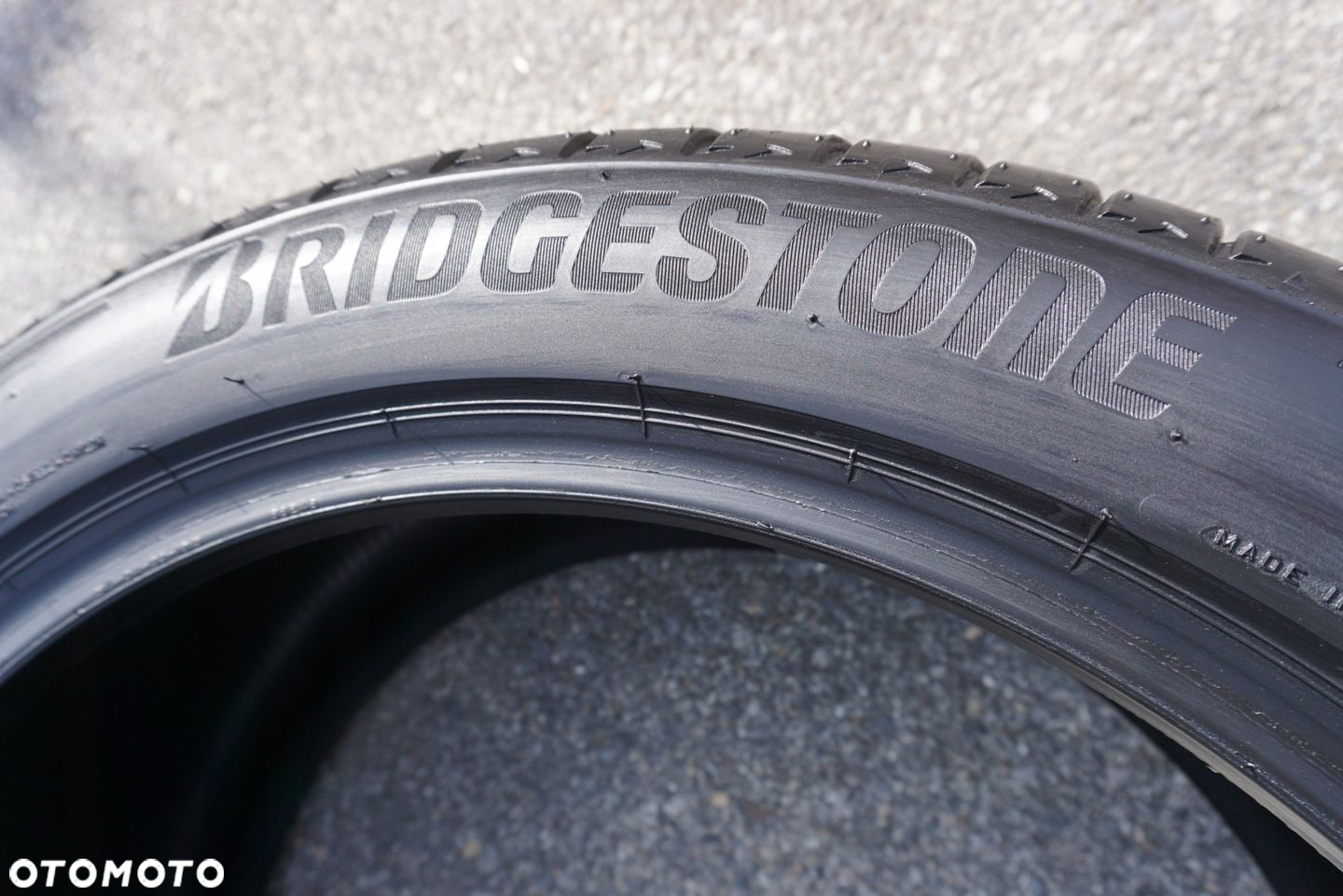 Bridgestone Alenza 001 285/40R21 109Y L583 - 12