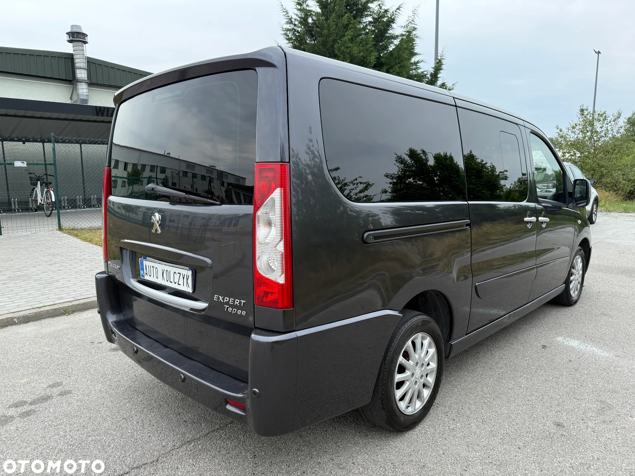 Peugeot Expert - 8