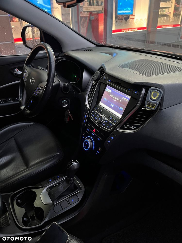 Hyundai Santa Fe 2.2 CRDI 4WD Automatik Style - 19