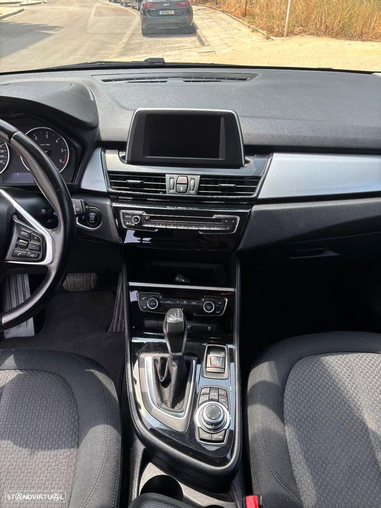 BMW 216 Active Tourer d Advantage Auto - 8