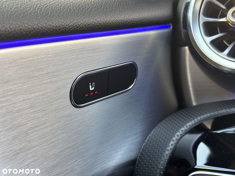 Mercedes-Benz Klasa A 45 S AMG 4-Matic 8G-DCT - 24