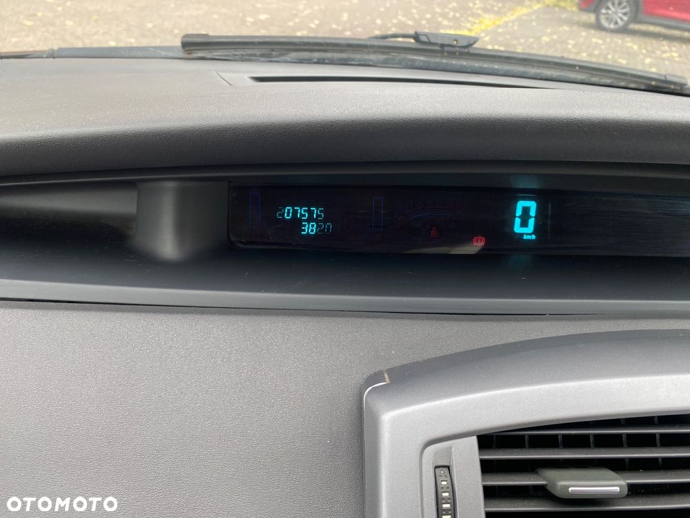 Renault Scenic 1.6 16V Alize - 13