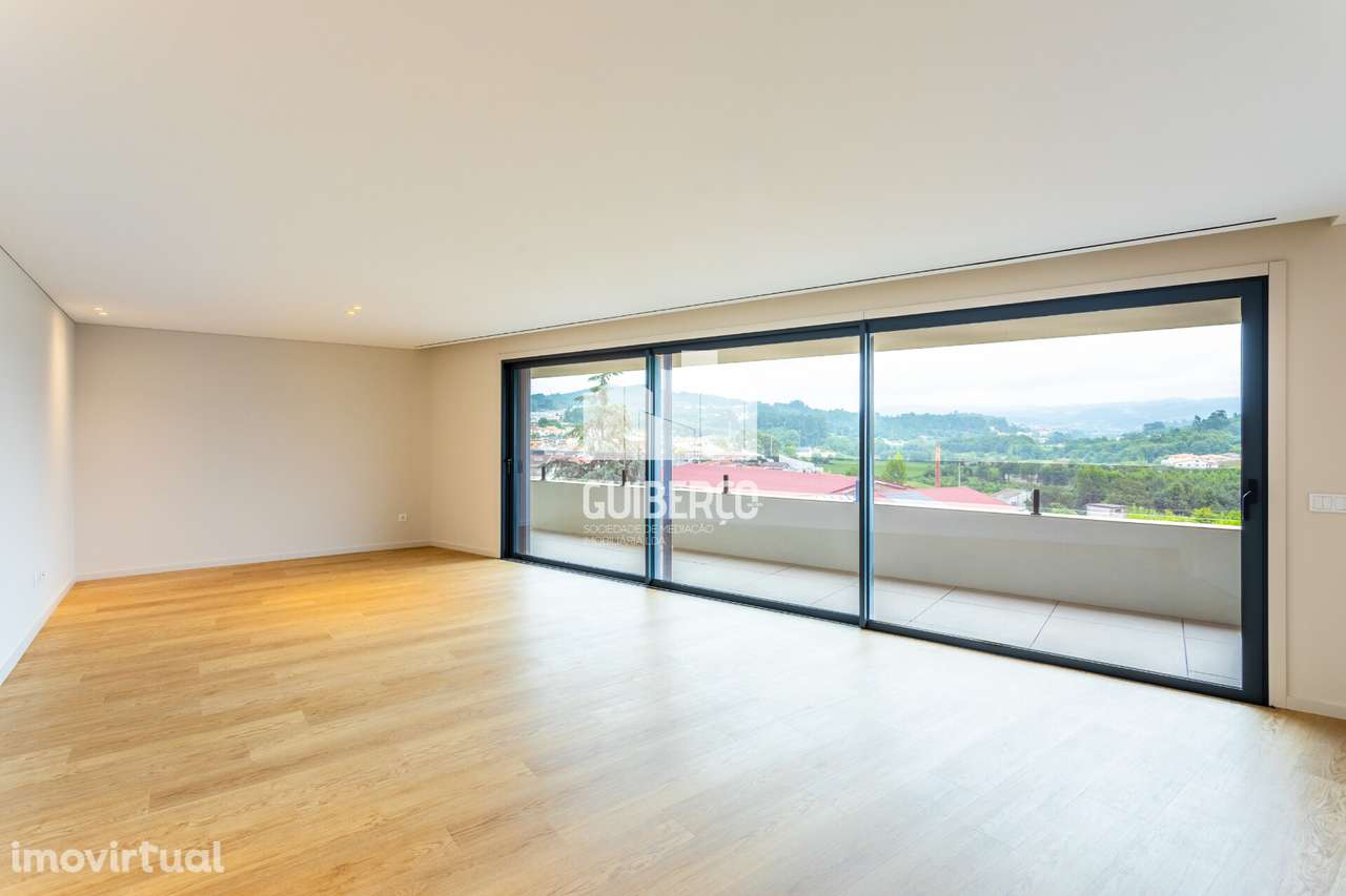 Apartamento T4 - Fermentões, Guimarães - Grande imagem: 3/29
