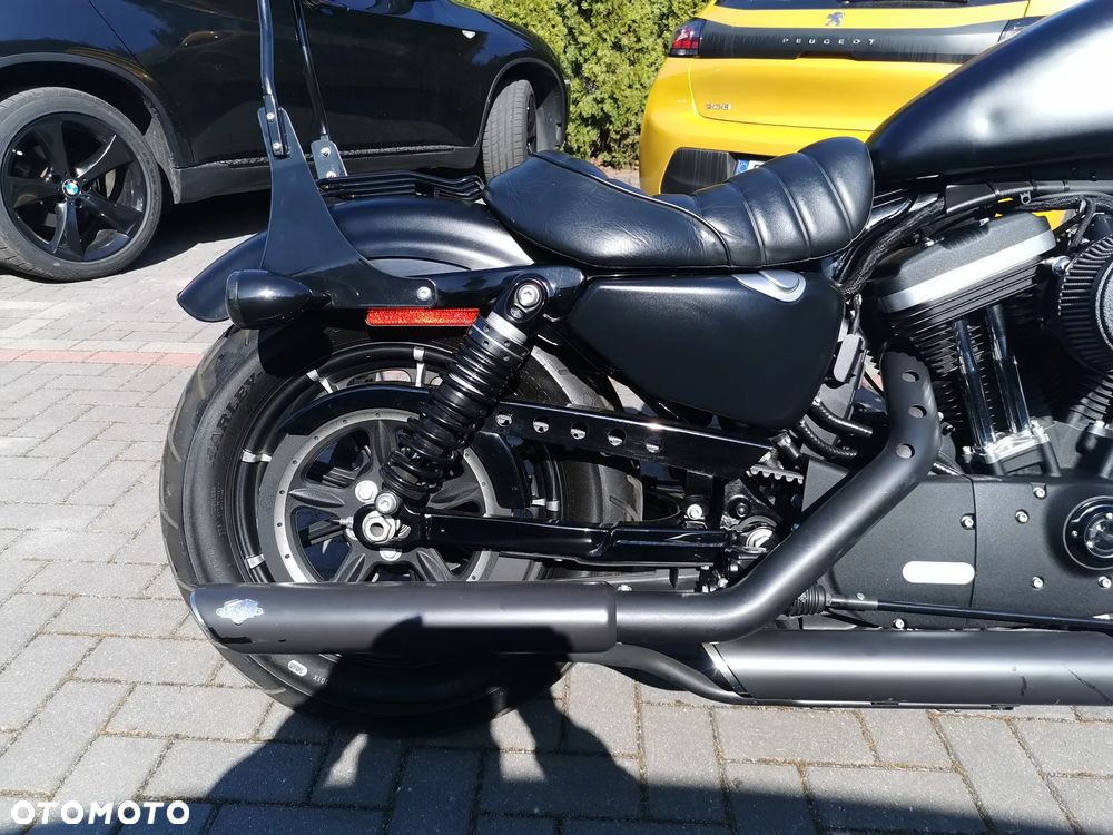 Harley-Davidson Sportster Iron 883 - 13
