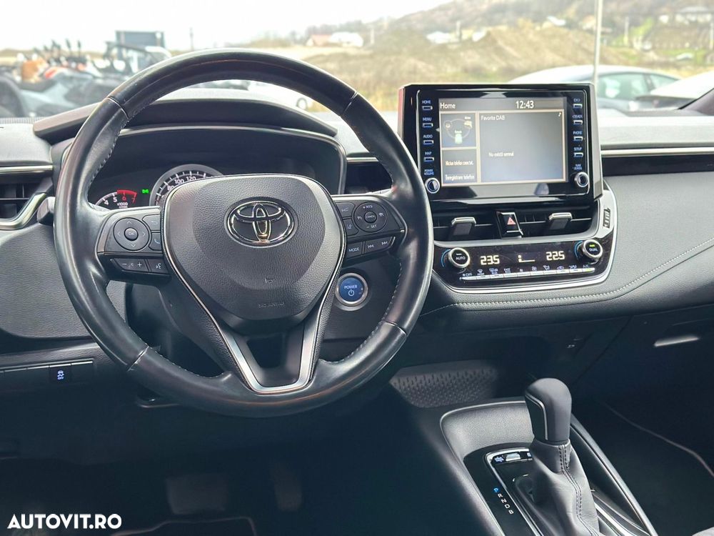 Toyota Corolla 1.8 HSD TS Dynamic - 14