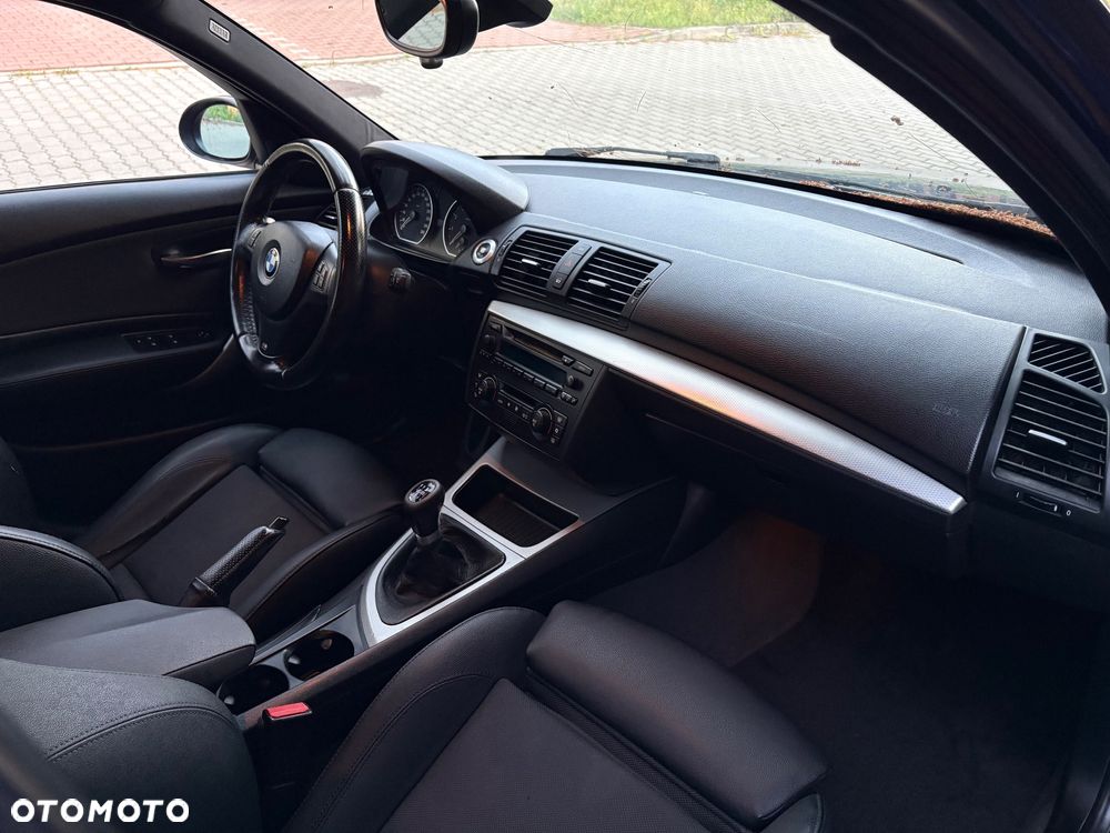 BMW Seria 1 - 30