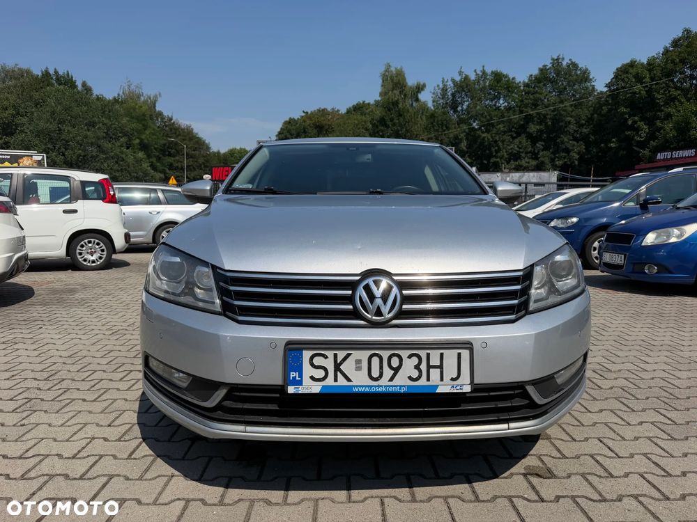 Volkswagen Passat 2.0 TDI Comfortline DSG - 8