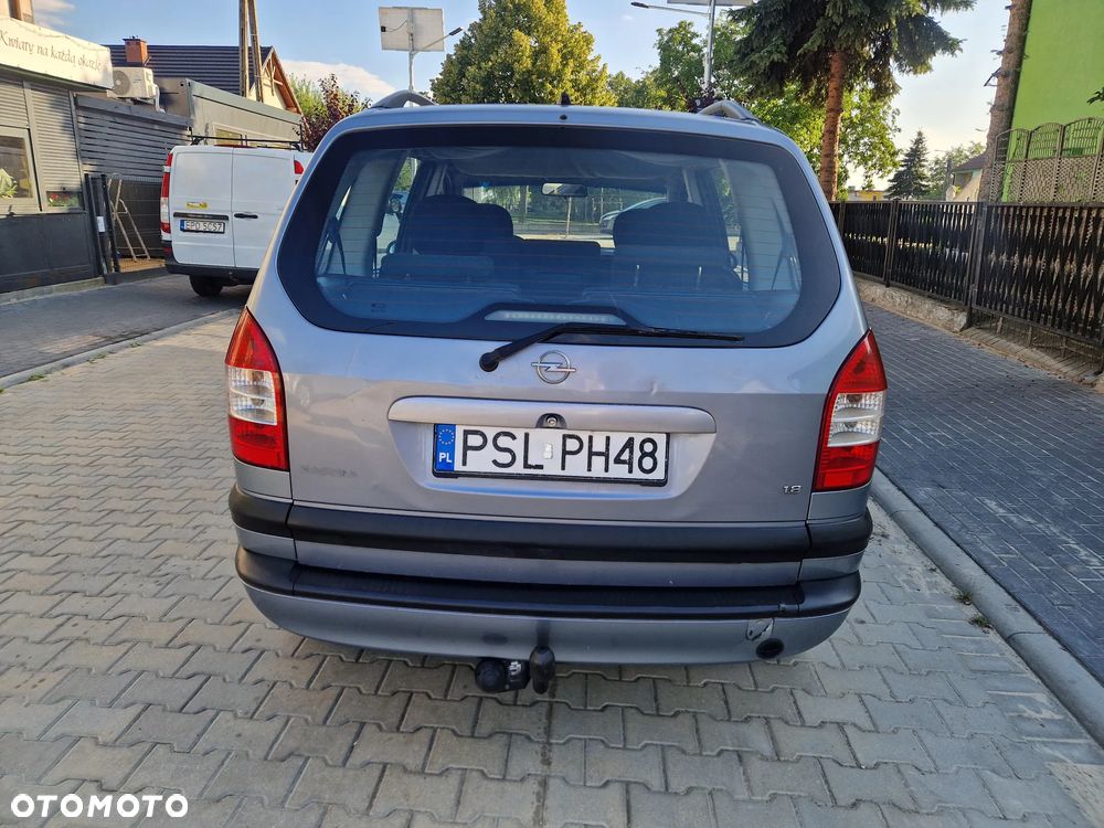 Opel Zafira 1.8 16V Comfort - 13