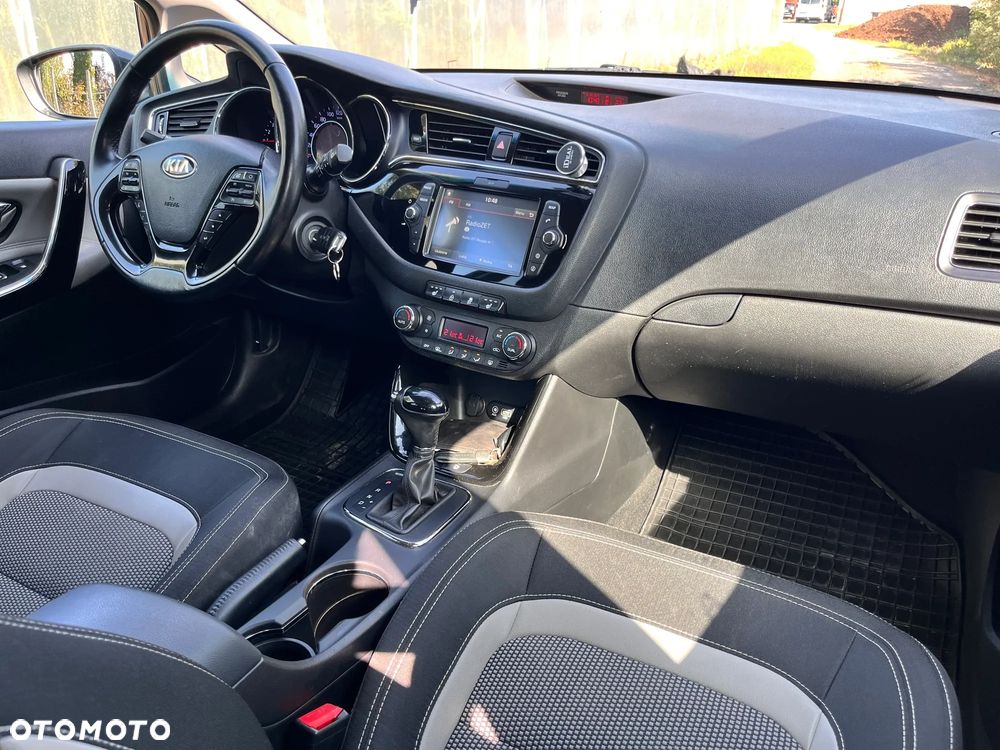 Kia Ceed Cee'd 1.6 CRDi L Business Line DCT - 16