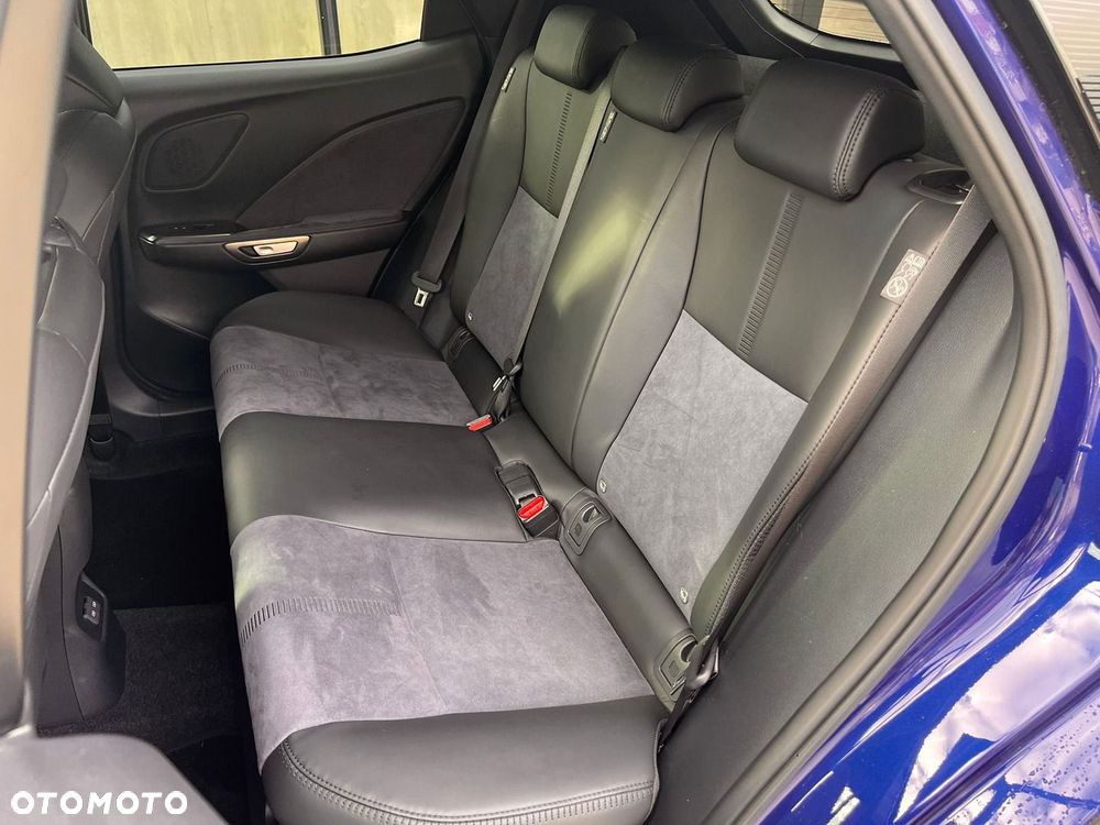 Lexus LBX 1.5 Hybrid Original Edition - 7