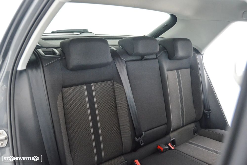 VW T-Roc 1.6 TDI Style - 9