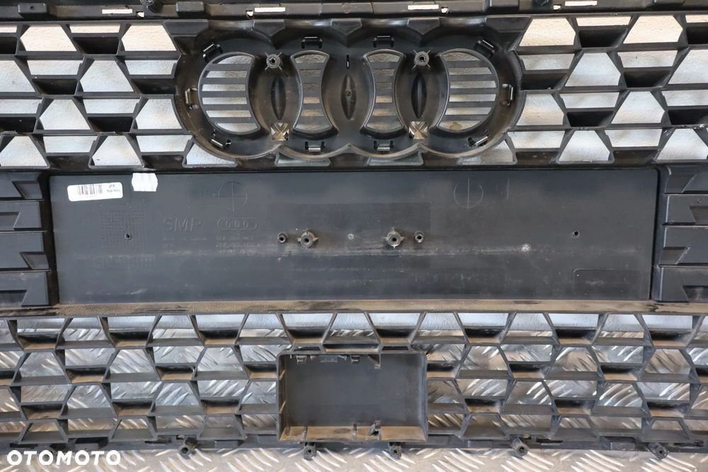 GRILL GRIL ATRAPA AUDI A1 II 82A 82A853653 82A853653A 2018- - 11
