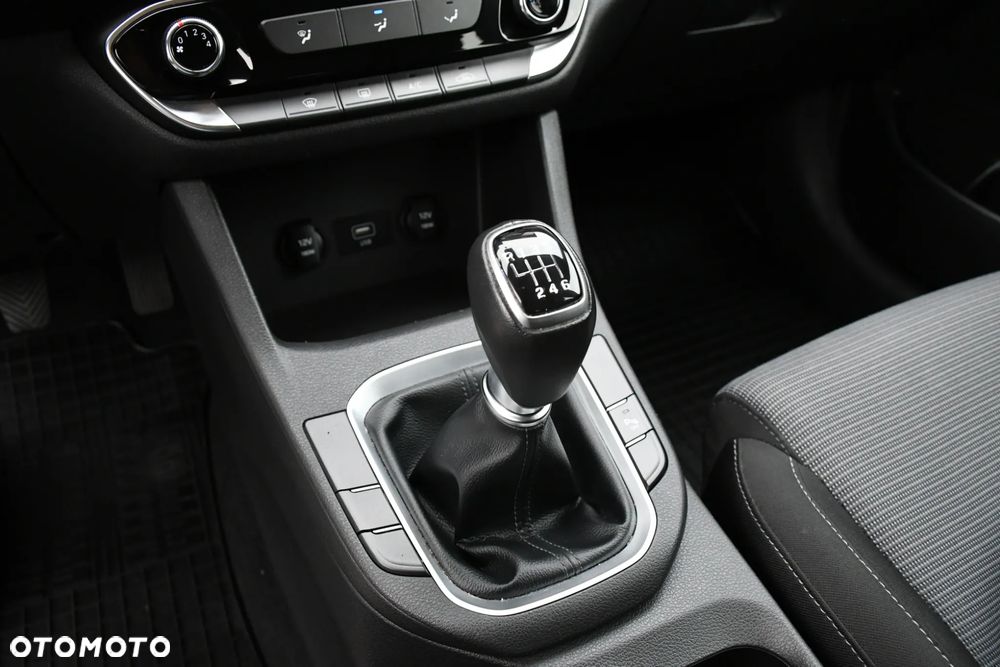 Hyundai i30 1.5 DPI Comfort - 28