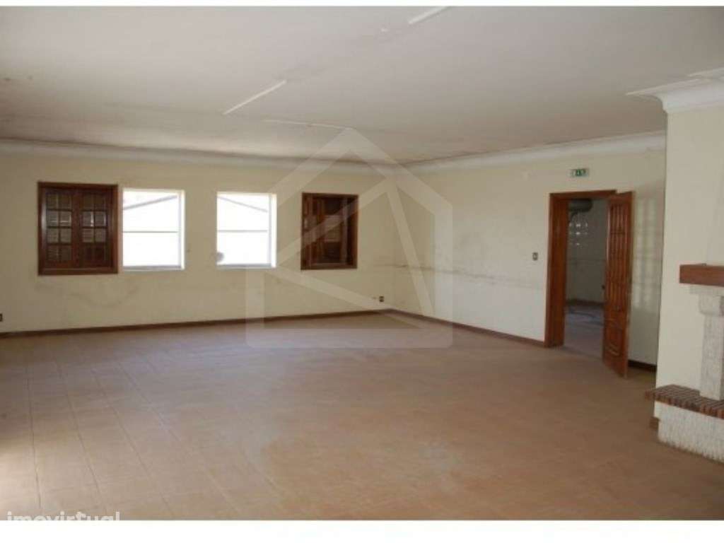 Moradia com Terreno Rústico na Maia - Grande imagem: 4/10