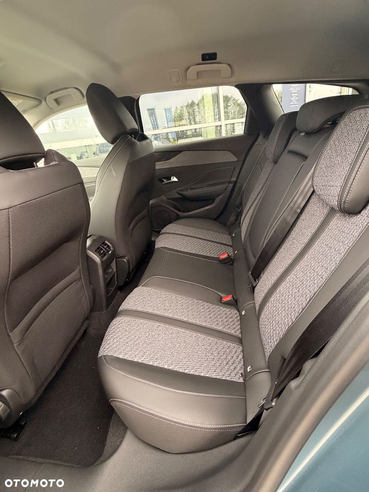 Peugeot 308 - 13