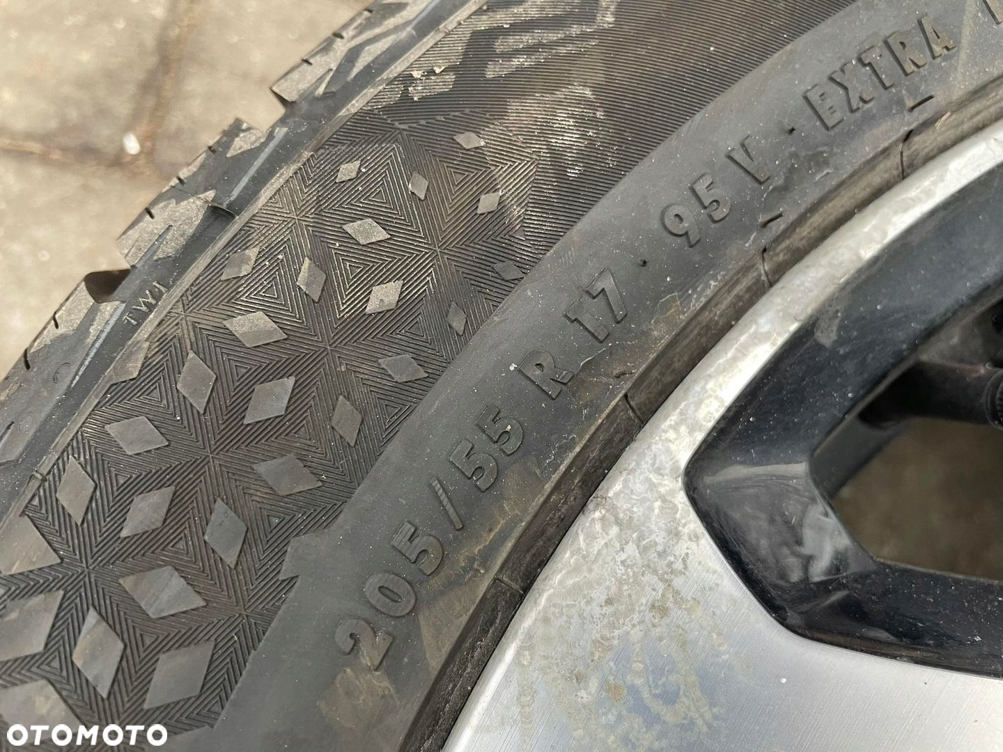 RENAULT KOŁA FELGI ALUFELGI R17 4x100 - 9