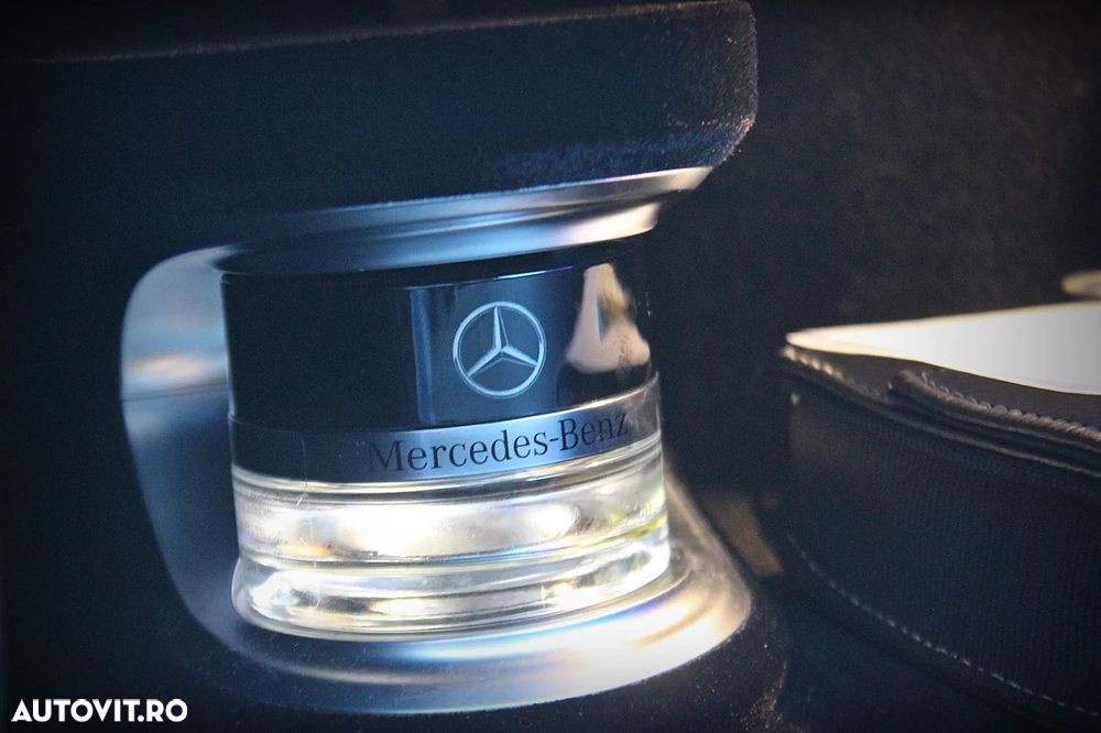 Mercedes-Benz CLS 400 d 4Matic 9G-TRONIC AMG Line - 37