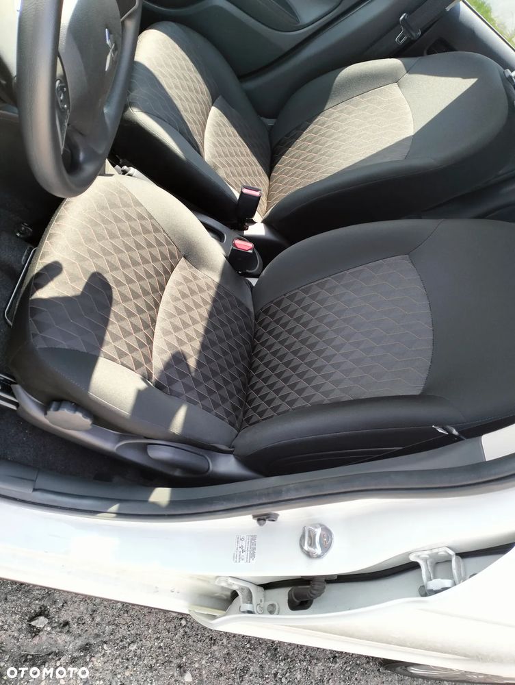 Mitsubishi Space Star 1.2 Inform Plus - 6