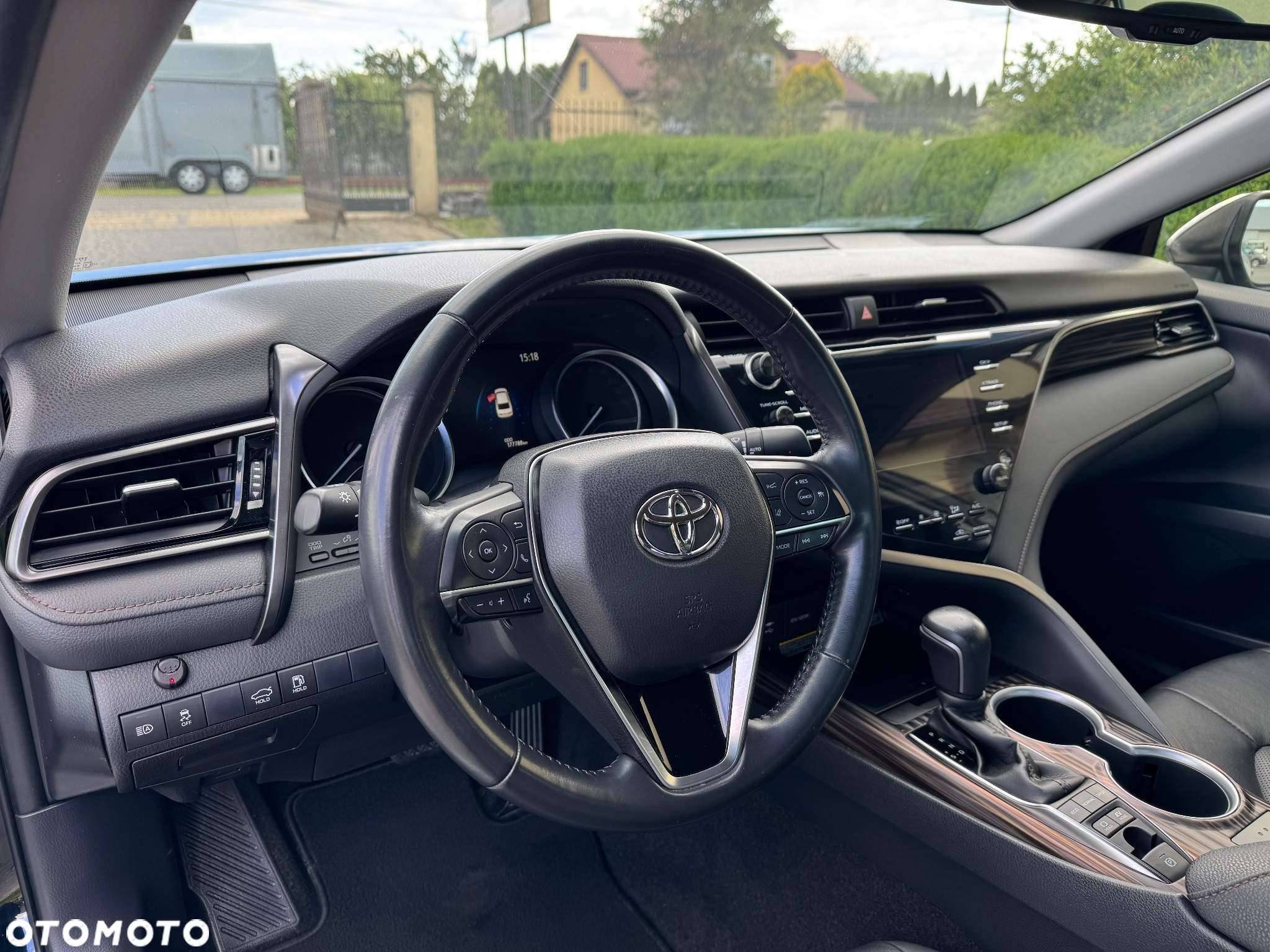 Toyota Camry 2.5 Hybrid Executive CVT - 15