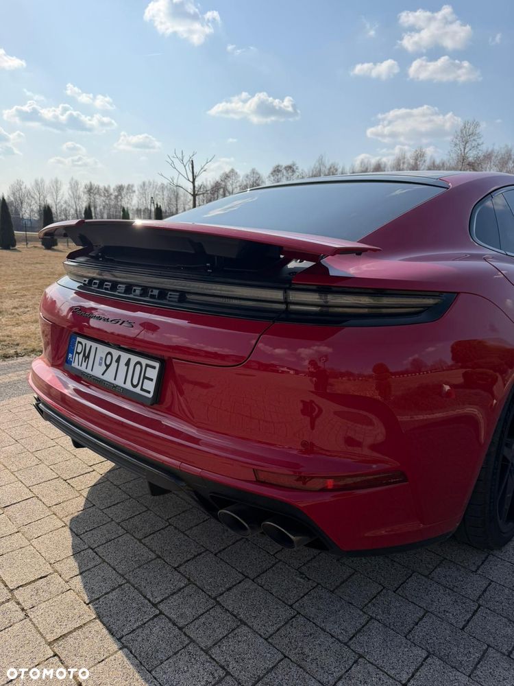 Porsche Panamera - 12