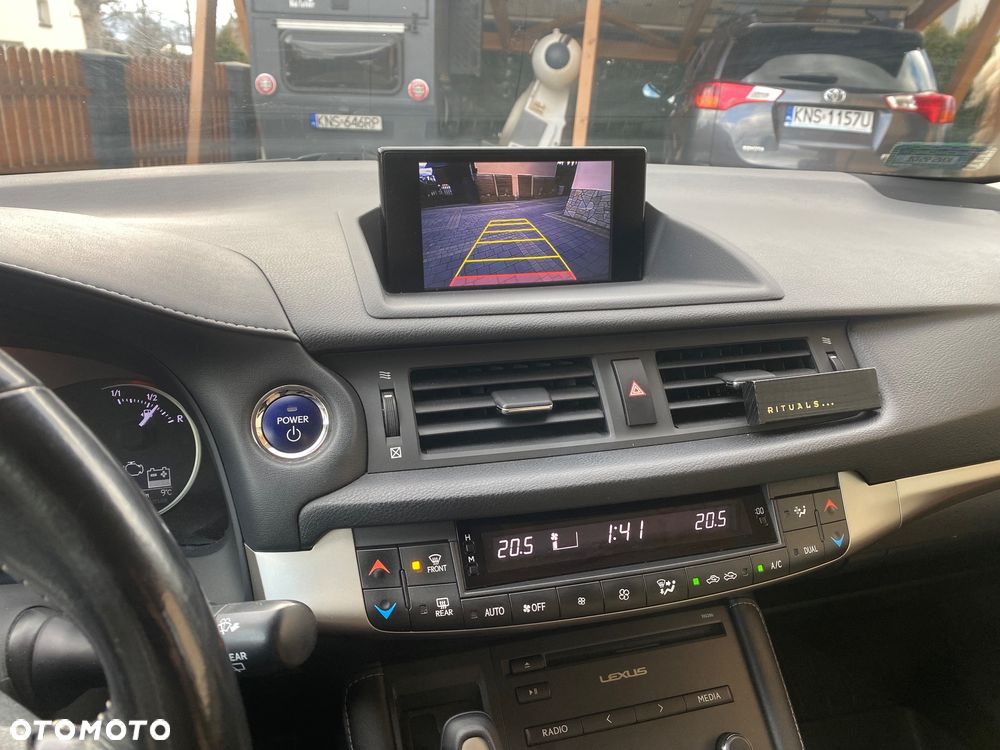 Lexus CT ver-200h-comfort - 27