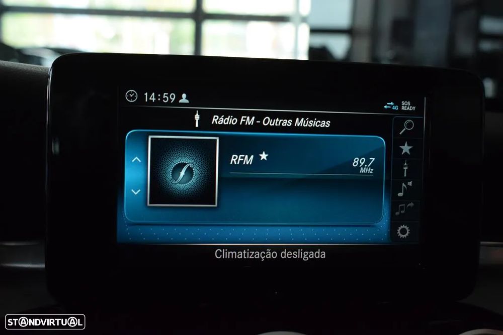 Mercedes-Benz C 300 d AMG Line - 23