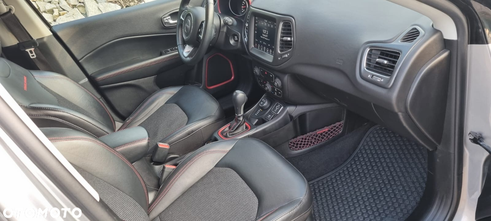 Jeep Compass - 8