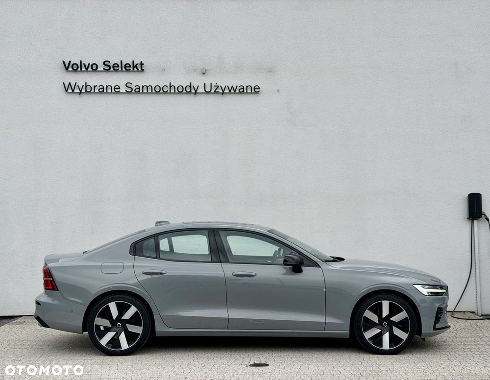 Volvo S60 T8 Recharge AWD Ultimate Dark - 3