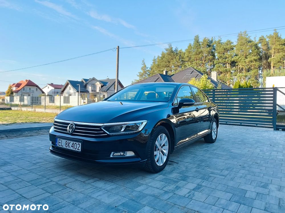Volkswagen Passat 1.5 TSI EVO Trendline - 2