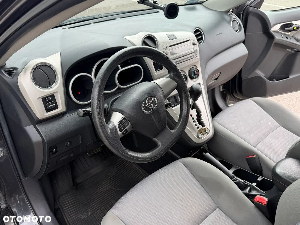 Toyota Matrix - 6