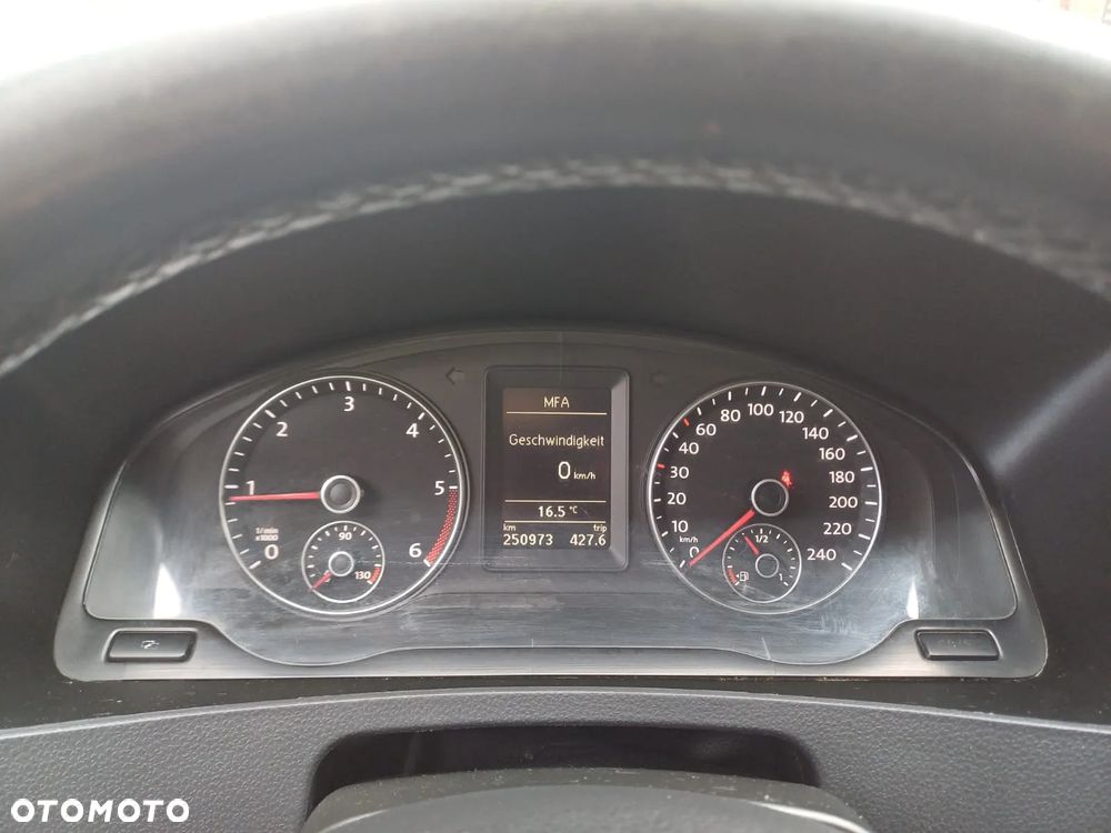 Volkswagen Transporter - 7