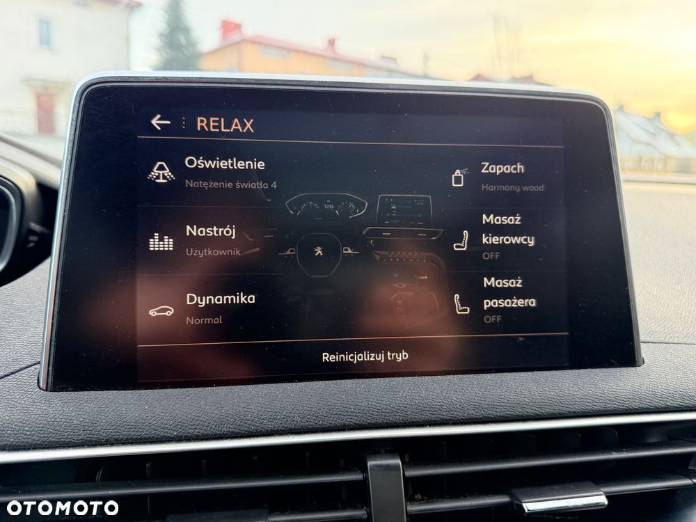 Peugeot 5008 BlueHDi 150 Allure - 21