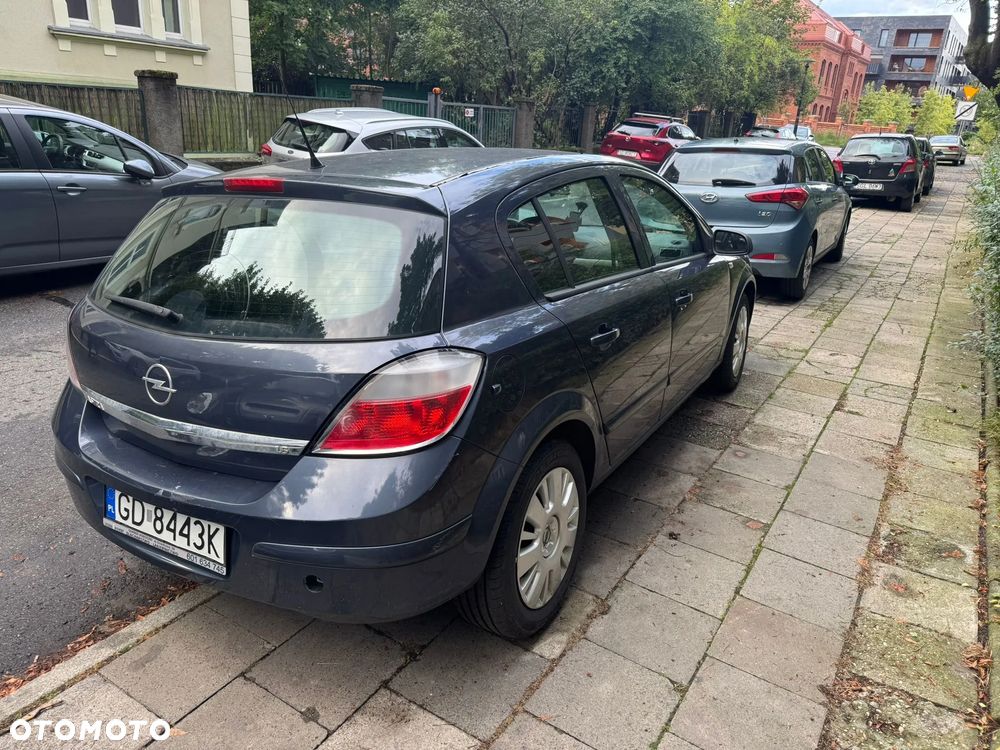 Opel Astra - 4