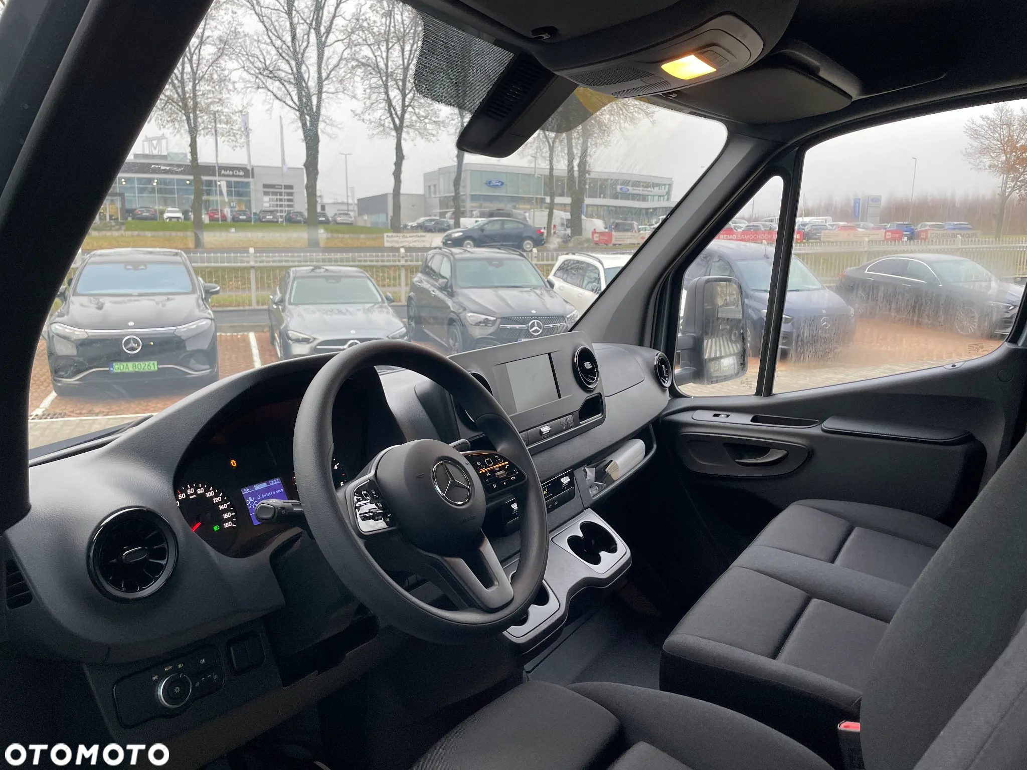 Mercedes-Benz Sprinter 317 CDI  skrzynia 8 palet NAWIGACJA - 7