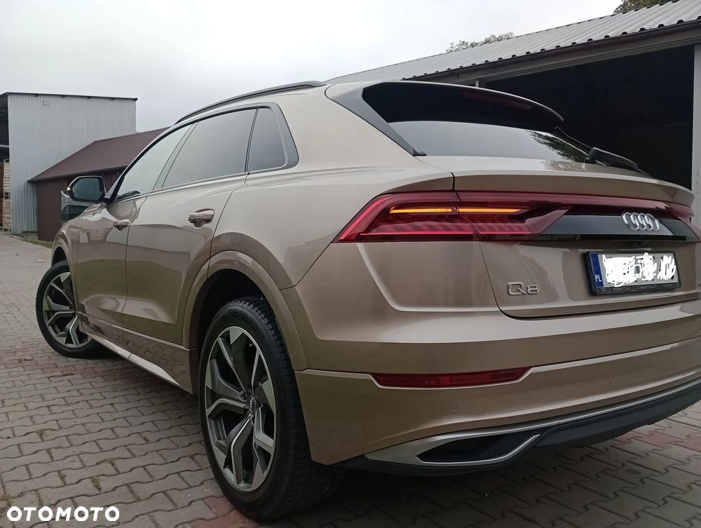 Audi Q8 - 7