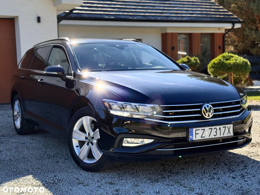 Volkswagen Passat Variant 2.0 TDI SCR DSG Comfortline - 29