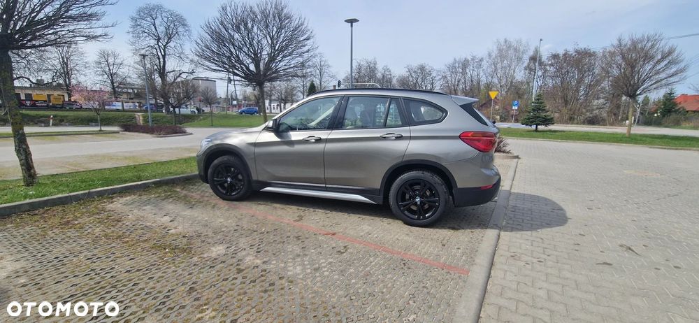BMW X1 xDrive25d xLine sport - 12