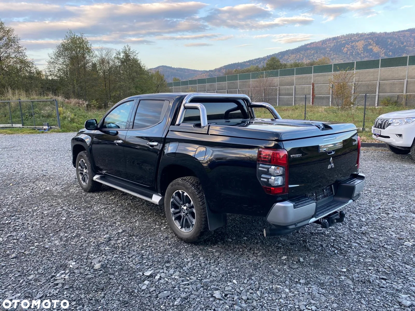 Mitsubishi L200 2.2 d DC Instyle Plus