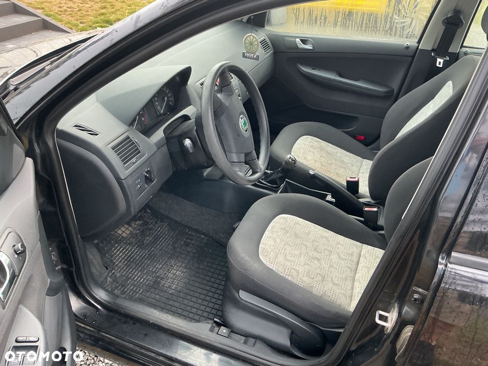 Skoda Fabia 1.4 16V Comfort - 7
