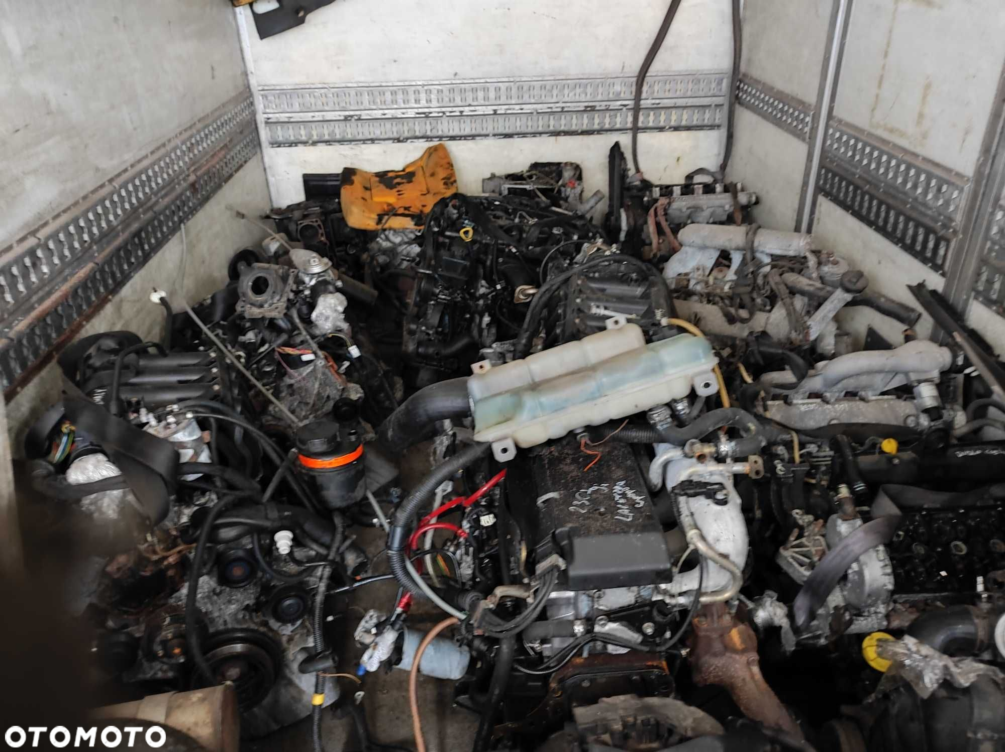 mercedes sprinter silnik 646 603  rozrusznik alternator - 5