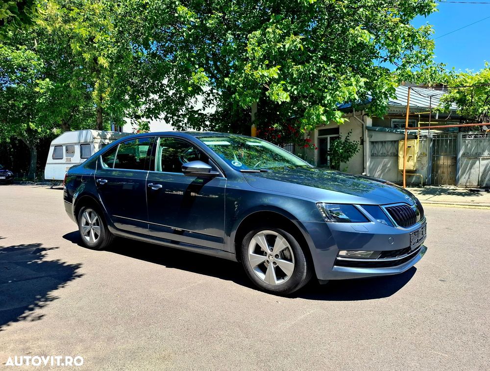 Skoda Octavia 1.5 TSI DSG Style - 4