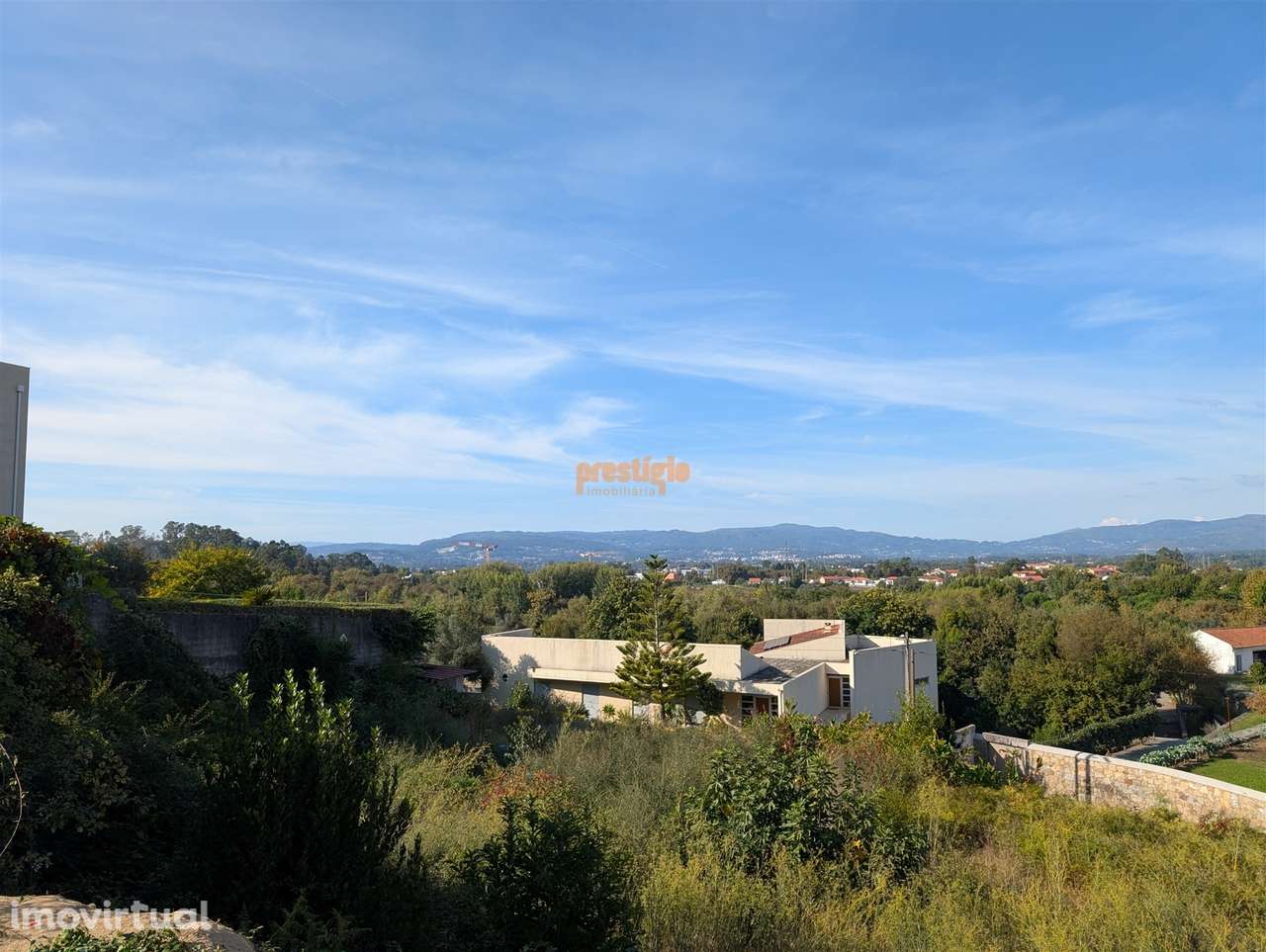 Terreno Urbano  Venda em Adaúfe,Braga - Grande imagem: 2/24
