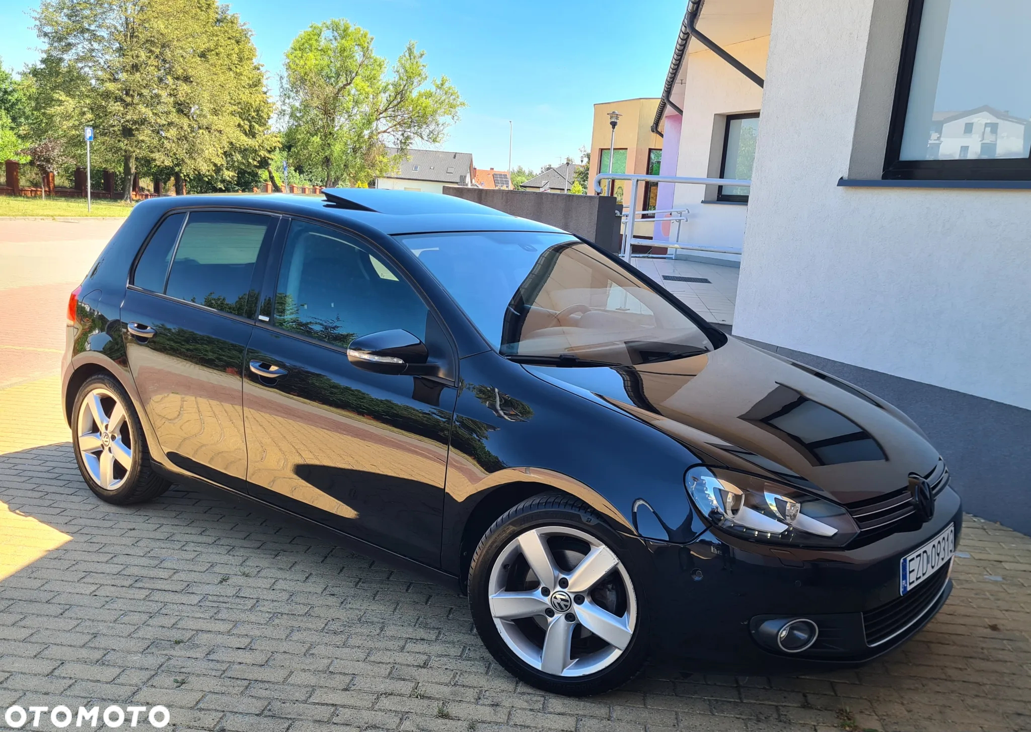 Volkswagen Golf VI 2.0 TDI Highline - 15