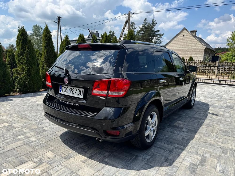 Fiat Freemont 2.0 Multijet 16V DPF Automatik Allrad Black Code - 4