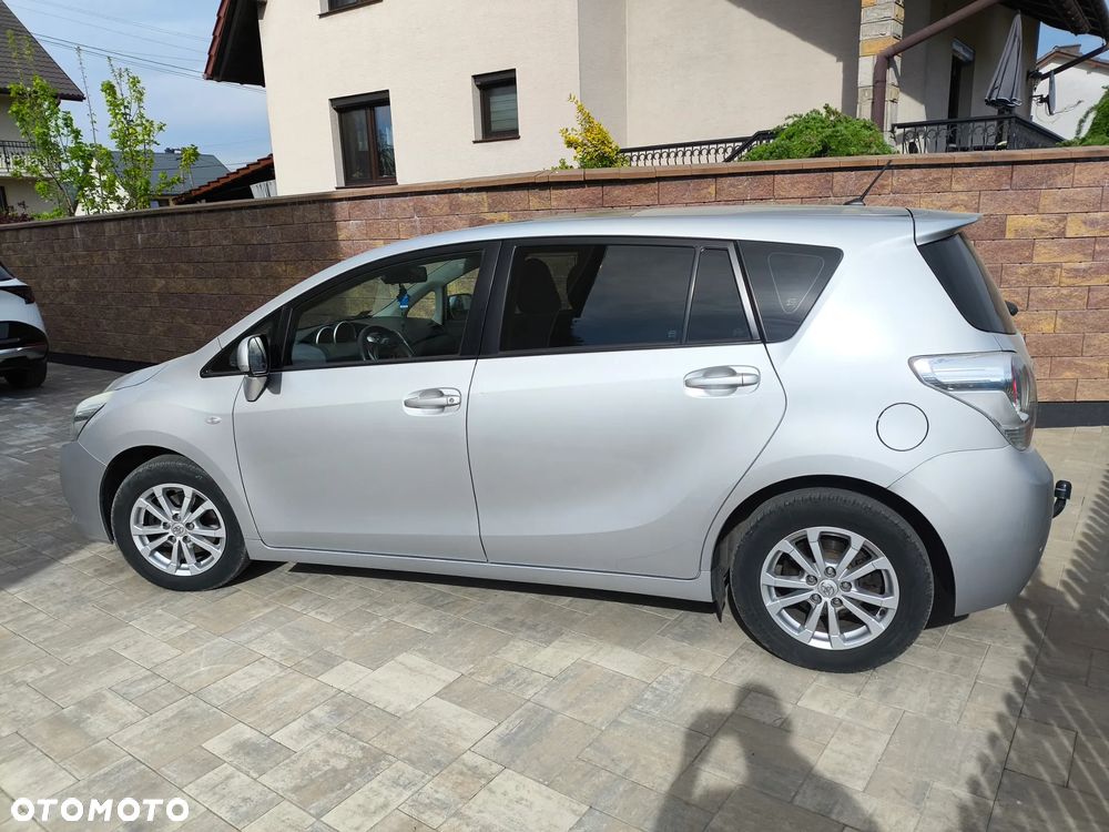 Toyota Verso 2.0 D-4D Sol - 8