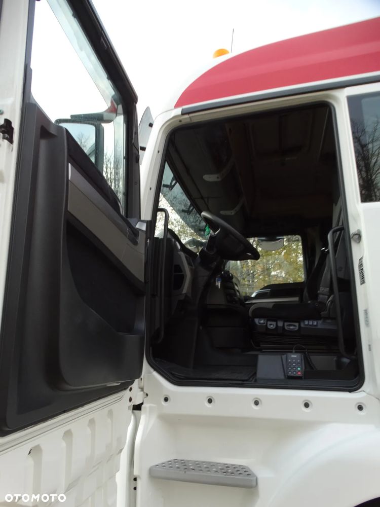 MAN TGX 26.470 6X2/4 BLS, serwisowany, - 9