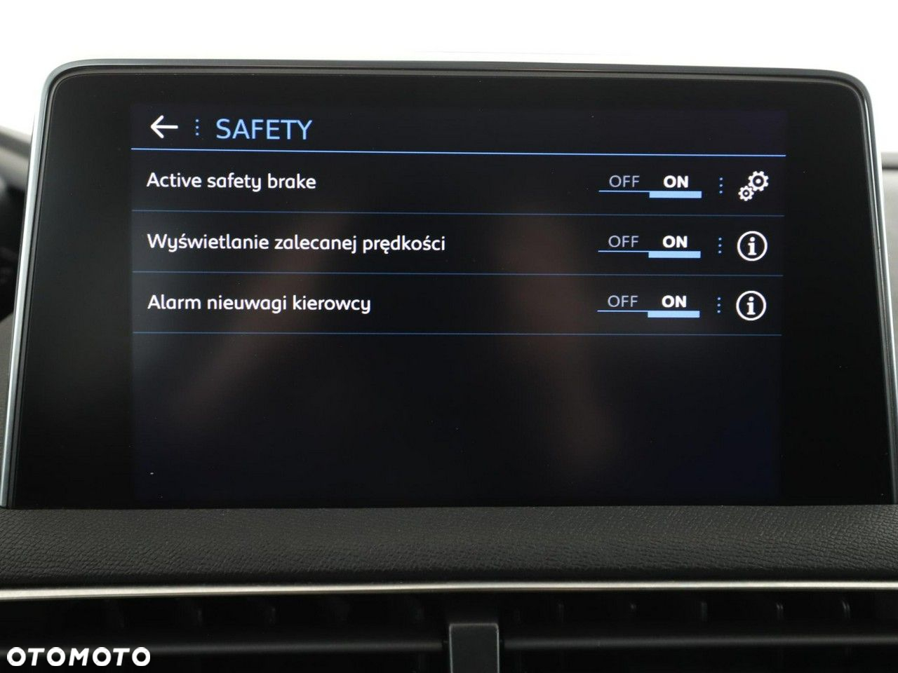 Peugeot 3008 1.5 BlueHDi Crossway S&S EAT8 - 24