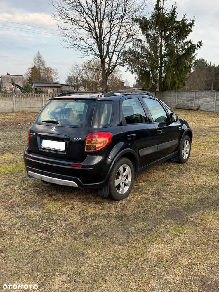 Suzuki SX4 - 3